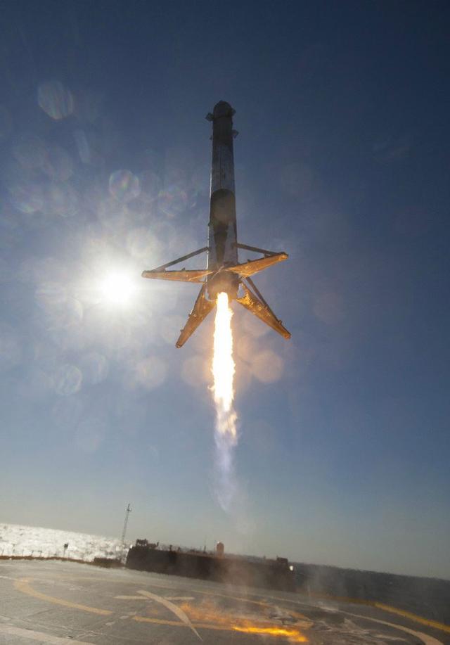 新闻中心 综合资讯 spacex 旧火箭将再发射 欧洲卫星公司第一个"吃