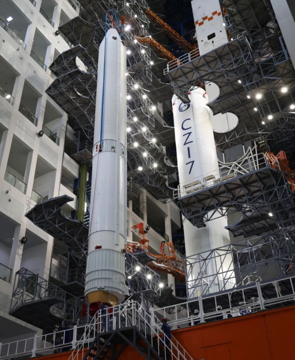 长七火箭十送天舟,我国今年首次载人航天发射任务圆满成功